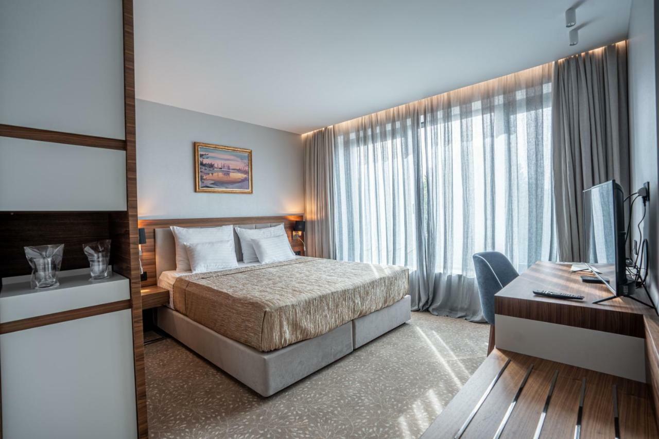 Hotel Tonanti Врнячка-Баня Екстер'єр фото